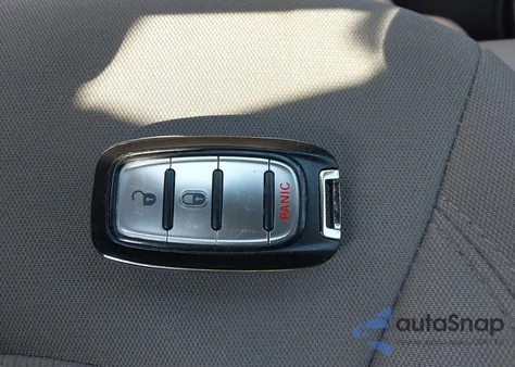 2018 Chrysler Pacifica Lx z USA, uszkodzony, nr VIN 2C4RC1CGXJR158561